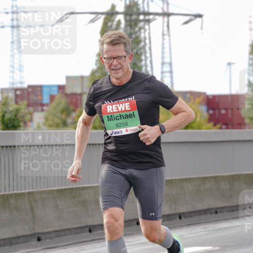 03.10.2025 - Köhlbrandbrückenlauf Michael Burmester http://msf.ph/oto/9161166 03.10.2025 15:58:13 Position 3 8259 meine-sportfotos.de