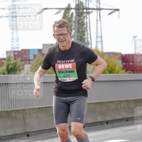03.10.2025 - Köhlbrandbrückenlauf Michael Burmester http://msf.ph/oto/9161167 03.10.2025 15:58:13 Position 3 8259 meine-sportfotos.de