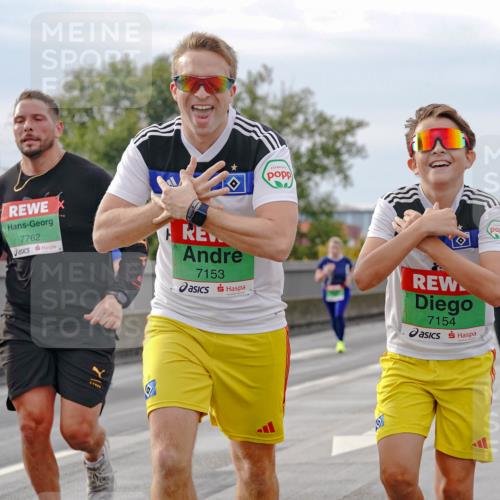 03.10.2025 - Köhlbrandbrückenlauf Michael Burmester http://msf.ph/oto/9161196 03.10.2025 15:58:23 Position 3 7762, 7153, 7154 meine-sportfotos.de