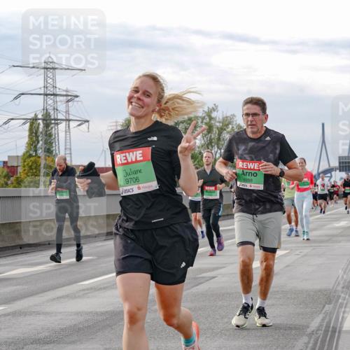 03.10.2025 - Köhlbrandbrückenlauf Michael Burmester http://msf.ph/oto/9161228 03.10.2025 15:58:33 Position 3 9706, 8888 meine-sportfotos.de