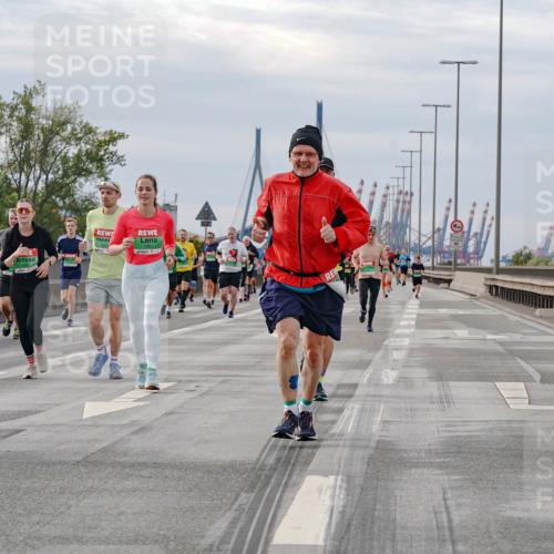 03.10.2025 - Köhlbrandbrückenlauf Michael Burmester http://msf.ph/oto/9161233 03.10.2025 15:58:36 Position 3 1404 meine-sportfotos.de