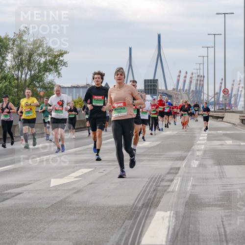 03.10.2025 - Köhlbrandbrückenlauf Michael Burmester http://msf.ph/oto/9161255 03.10.2025 15:58:42 Position 3  meine-sportfotos.de