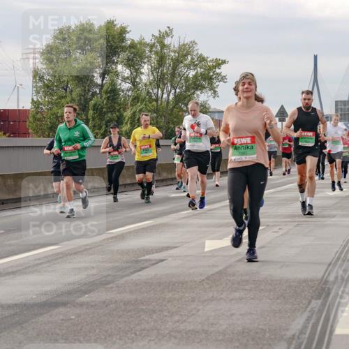 03.10.2025 - Köhlbrandbrückenlauf Michael Burmester http://msf.ph/oto/9161260 03.10.2025 15:58:44 Position 3 7393 meine-sportfotos.de
