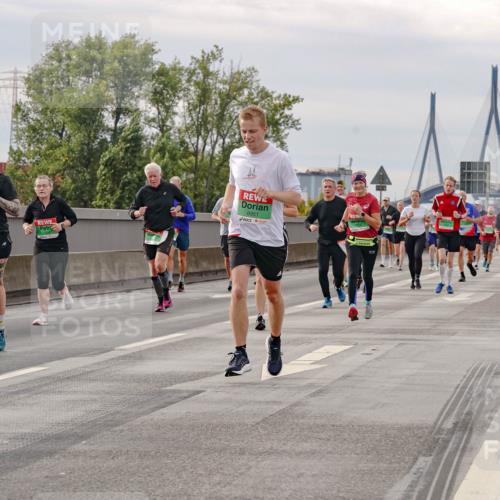 03.10.2025 - Köhlbrandbrückenlauf Michael Burmester http://msf.ph/oto/9161276 03.10.2025 15:58:51 Position 3 8951 meine-sportfotos.de