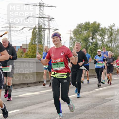 03.10.2025 - Köhlbrandbrückenlauf Michael Burmester http://msf.ph/oto/9161293 03.10.2025 15:58:56 Position 3 9418, 7854, 9159 meine-sportfotos.de