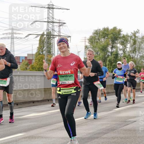03.10.2025 - Köhlbrandbrückenlauf Michael Burmester http://msf.ph/oto/9161294 03.10.2025 15:58:56 Position 3 7612, 9418, 7854, 915 meine-sportfotos.de
