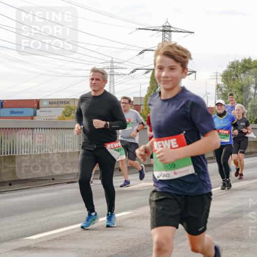 03.10.2025 - Köhlbrandbrückenlauf Michael Burmester http://msf.ph/oto/9161303 03.10.2025 15:58:58 Position 3 9159 meine-sportfotos.de