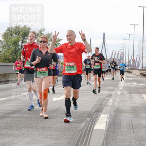 03.10.2025 - Köhlbrandbrückenlauf Michael Burmester http://msf.ph/oto/9161312 03.10.2025 15:59:01 Position 3 7348, 7800 meine-sportfotos.de