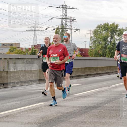 03.10.2025 - Köhlbrandbrückenlauf Michael Burmester http://msf.ph/oto/9161328 03.10.2025 15:59:07 Position 3 9454, 9307 meine-sportfotos.de