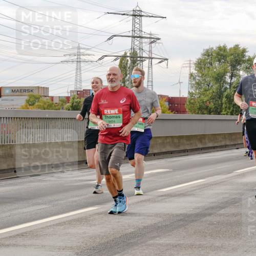 03.10.2025 - Köhlbrandbrückenlauf Michael Burmester http://msf.ph/oto/9161329 03.10.2025 15:59:07 Position 3 9454, 9307 meine-sportfotos.de