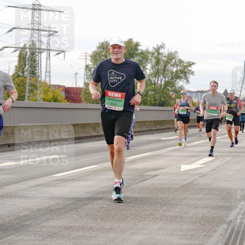 03.10.2025 - Köhlbrandbrückenlauf Michael Burmester http://msf.ph/oto/9161330 03.10.2025 15:59:08 Position 3 7667, 9307 meine-sportfotos.de
