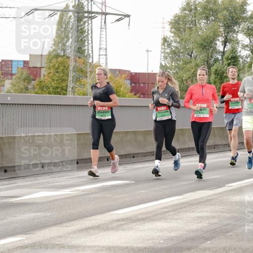 03.10.2025 - Köhlbrandbrückenlauf Michael Burmester http://msf.ph/oto/9161369 03.10.2025 15:59:22 Position 3 8958, 7761, 8009, 8766, 8765 meine-sportfotos.de