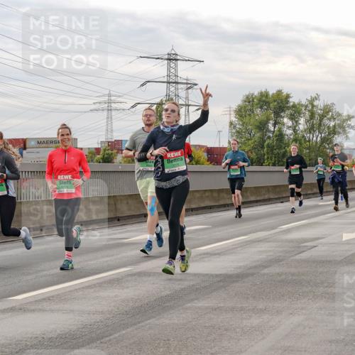 03.10.2025 - Köhlbrandbrückenlauf Michael Burmester http://msf.ph/oto/9161380 03.10.2025 15:59:26 Position 3 8958, 8766, 8009, 7775 meine-sportfotos.de