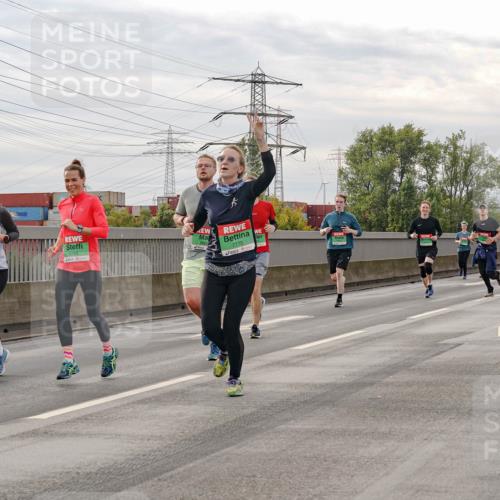 03.10.2025 - Köhlbrandbrückenlauf Michael Burmester http://msf.ph/oto/9161382 03.10.2025 15:59:26 Position 3 8766, 7775 meine-sportfotos.de