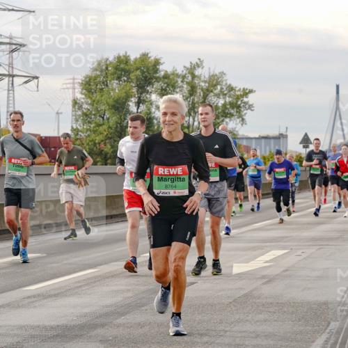 03.10.2025 - Köhlbrandbrückenlauf Michael Burmester http://msf.ph/oto/9161434 03.10.2025 15:59:44 Position 3 8764 meine-sportfotos.de