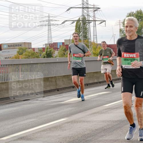 03.10.2025 - Köhlbrandbrückenlauf Michael Burmester http://msf.ph/oto/9161435 03.10.2025 15:59:45 Position 3 8835, 7253, 870, 8772 meine-sportfotos.de