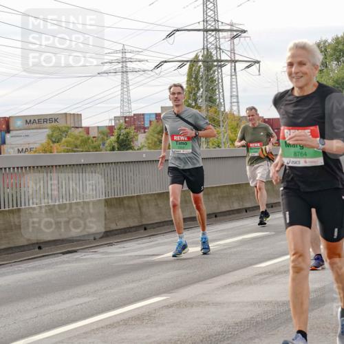 03.10.2025 - Köhlbrandbrückenlauf Michael Burmester http://msf.ph/oto/9161436 03.10.2025 15:59:45 Position 3 8835, 7253, 8764, 8772 meine-sportfotos.de