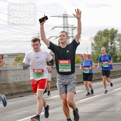 03.10.2025 - Köhlbrandbrückenlauf Michael Burmester http://msf.ph/oto/9161444 03.10.2025 15:59:46 Position 3 8772, 8773 meine-sportfotos.de