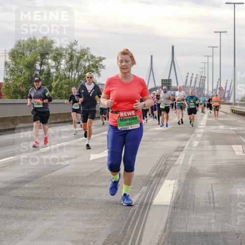 03.10.2025 - Köhlbrandbrückenlauf Michael Burmester http://msf.ph/oto/9161471 03.10.2025 15:59:55 Position 3 93, 7663 meine-sportfotos.de