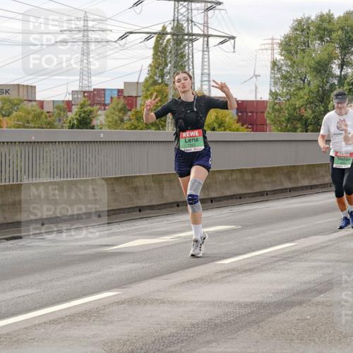03.10.2025 - Köhlbrandbrückenlauf Michael Burmester http://msf.ph/oto/9161485 03.10.2025 16:00:00 Position 3 7252 meine-sportfotos.de