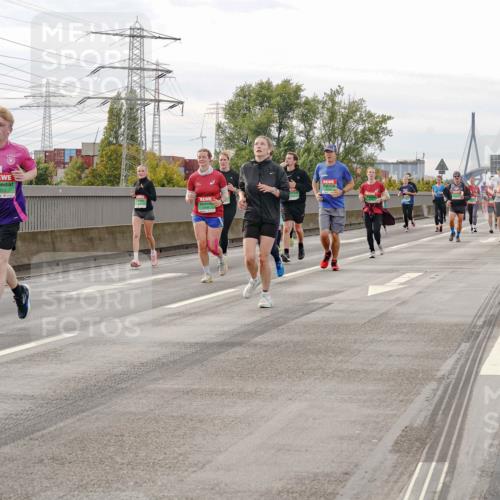 03.10.2025 - Köhlbrandbrückenlauf Michael Burmester http://msf.ph/oto/9161519 03.10.2025 16:00:10 Position 3  meine-sportfotos.de