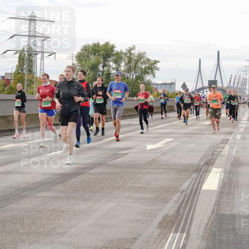 03.10.2025 - Köhlbrandbrückenlauf Michael Burmester http://msf.ph/oto/9161520 03.10.2025 16:00:10 Position 3  meine-sportfotos.de
