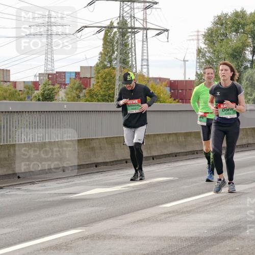 03.10.2025 - Köhlbrandbrückenlauf Michael Burmester http://msf.ph/oto/9161567 03.10.2025 16:00:29 Position 3 9624, 3, 1, 8963 meine-sportfotos.de