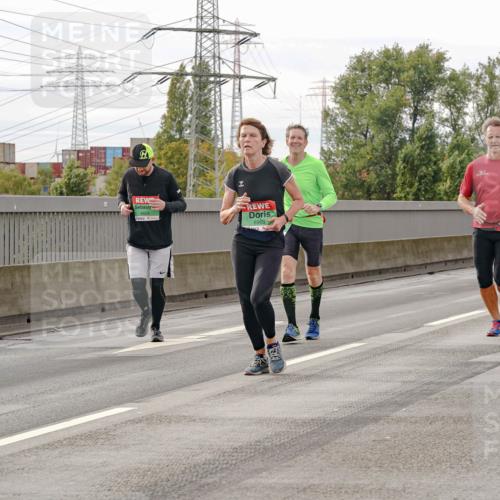 03.10.2025 - Köhlbrandbrückenlauf Michael Burmester http://msf.ph/oto/9161572 03.10.2025 16:00:30 Position 3 9624, 8968 meine-sportfotos.de