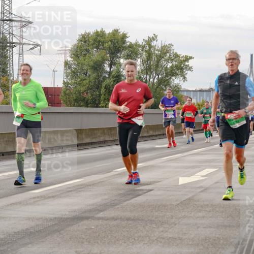 03.10.2025 - Köhlbrandbrückenlauf Michael Burmester http://msf.ph/oto/9161573 03.10.2025 16:00:31 Position 3 624, 8963 meine-sportfotos.de