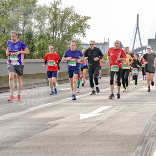 03.10.2025 - Köhlbrandbrückenlauf Michael Burmester http://msf.ph/oto/9161585 03.10.2025 16:00:34 Position 3 9318 meine-sportfotos.de