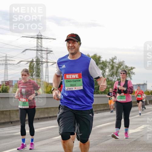 03.10.2025 - Köhlbrandbrückenlauf Michael Burmester http://msf.ph/oto/9161637 03.10.2025 16:00:52 Position 3 9604 meine-sportfotos.de