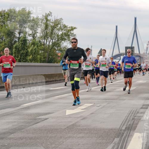 03.10.2025 - Köhlbrandbrückenlauf Michael Burmester http://msf.ph/oto/9161654 03.10.2025 16:01:01 Position 3  meine-sportfotos.de