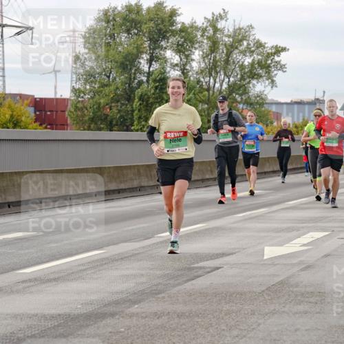 03.10.2025 - Köhlbrandbrückenlauf Michael Burmester http://msf.ph/oto/9161772 03.10.2025 16:01:38 Position 3 7758 meine-sportfotos.de