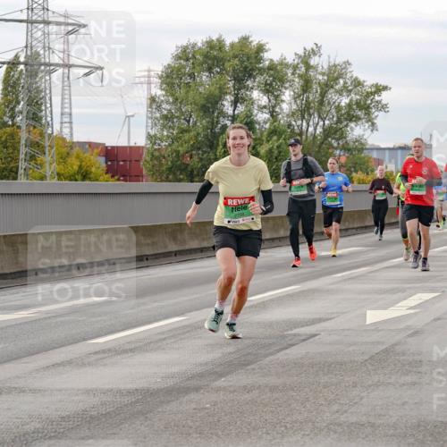 03.10.2025 - Köhlbrandbrückenlauf Michael Burmester http://msf.ph/oto/9161775 03.10.2025 16:01:39 Position 3  meine-sportfotos.de