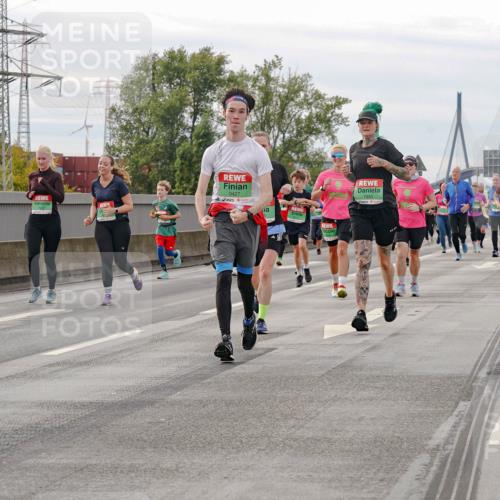 03.10.2025 - Köhlbrandbrückenlauf Michael Burmester http://msf.ph/oto/9161804 03.10.2025 16:01:48 Position 3 9427 meine-sportfotos.de