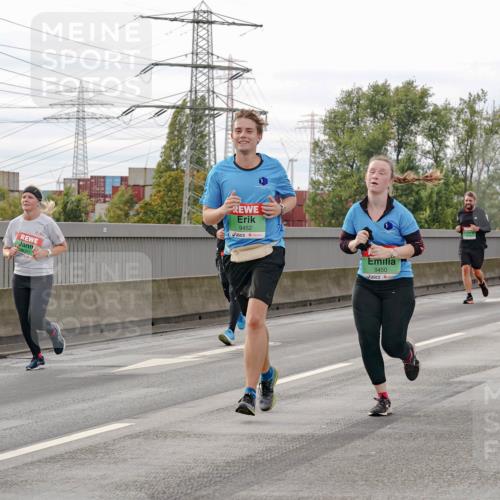 03.10.2025 - Köhlbrandbrückenlauf Michael Burmester http://msf.ph/oto/9161866 03.10.2025 16:02:05 Position 3 051, 9452, 9450 meine-sportfotos.de