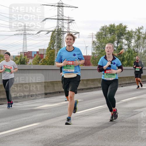 03.10.2025 - Köhlbrandbrückenlauf Michael Burmester http://msf.ph/oto/9161867 03.10.2025 16:02:05 Position 3 6051, 9452, 9450 meine-sportfotos.de