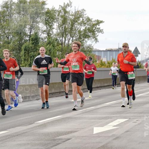 03.10.2025 - Köhlbrandbrückenlauf Michael Burmester http://msf.ph/oto/9161893 03.10.2025 16:02:16 Position 3 9396 meine-sportfotos.de