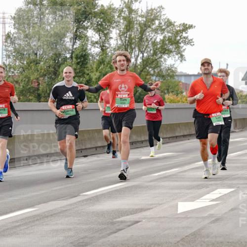 03.10.2025 - Köhlbrandbrückenlauf Michael Burmester http://msf.ph/oto/9161895 03.10.2025 16:02:17 Position 3 8057, 8884, 9396 meine-sportfotos.de