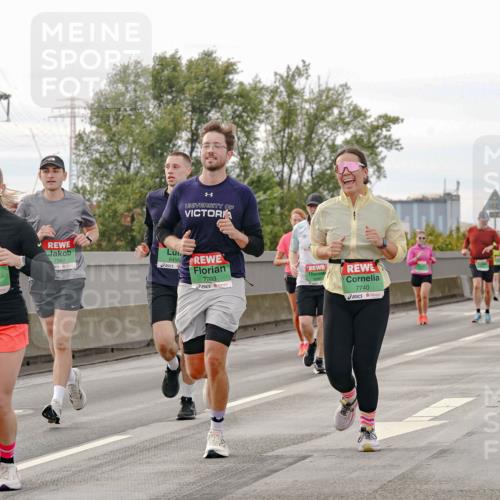 03.10.2025 - Köhlbrandbrückenlauf Michael Burmester http://msf.ph/oto/9161923 03.10.2025 16:02:31 Position 3 9673, 8456, 7267, 7703, 7740 meine-sportfotos.de