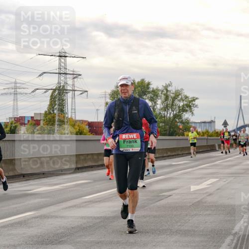 03.10.2025 - Köhlbrandbrückenlauf Michael Burmester http://msf.ph/oto/9161950 03.10.2025 16:02:41 Position 3 7133 meine-sportfotos.de