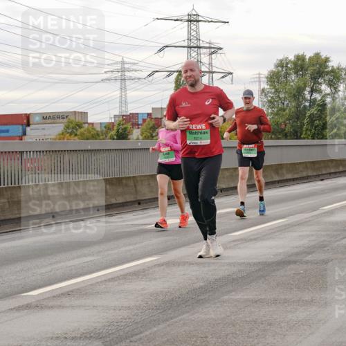 03.10.2025 - Köhlbrandbrückenlauf Michael Burmester http://msf.ph/oto/9161956 03.10.2025 16:02:43 Position 3 8214 meine-sportfotos.de
