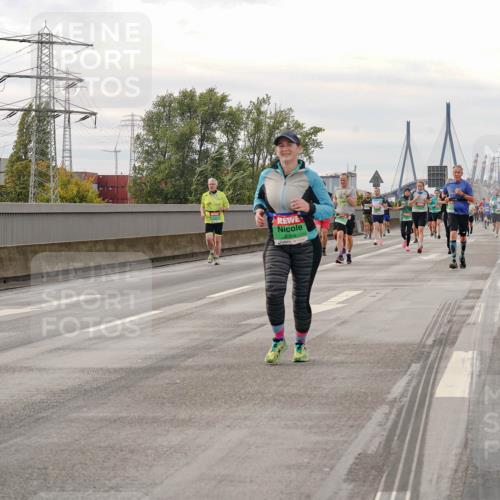 03.10.2025 - Köhlbrandbrückenlauf Michael Burmester http://msf.ph/oto/9161966 03.10.2025 16:02:47 Position 3 8969 meine-sportfotos.de