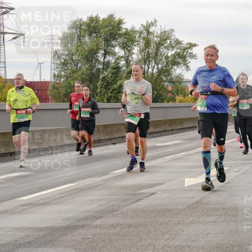 03.10.2025 - Köhlbrandbrückenlauf Michael Burmester http://msf.ph/oto/9161977 03.10.2025 16:02:51 Position 3 9701 meine-sportfotos.de