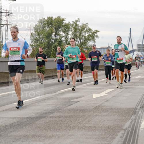 03.10.2025 - Köhlbrandbrückenlauf Michael Burmester http://msf.ph/oto/9162003 03.10.2025 16:03:01 Position 3 7383 meine-sportfotos.de