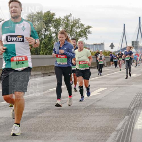 03.10.2025 - Köhlbrandbrückenlauf Michael Burmester http://msf.ph/oto/9162015 03.10.2025 16:03:05 Position 3 9337, 9163, 9741, 9426, 9682 meine-sportfotos.de
