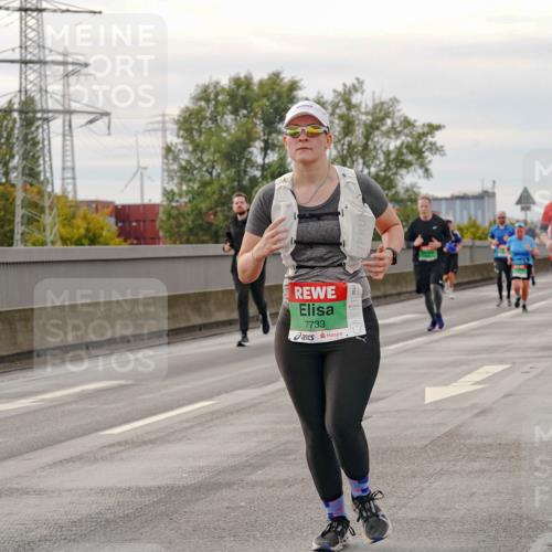 03.10.2025 - Köhlbrandbrückenlauf Michael Burmester http://msf.ph/oto/9162045 03.10.2025 16:03:16 Position 3 7733 meine-sportfotos.de
