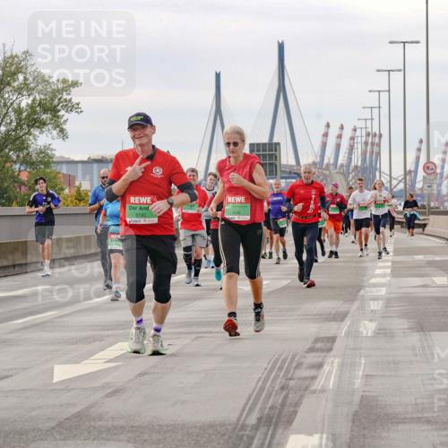 03.10.2025 - Köhlbrandbrückenlauf Michael Burmester http://msf.ph/oto/9162052 03.10.2025 16:03:18 Position 3 8192, 7430, 12, 5 meine-sportfotos.de