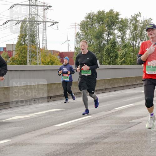 03.10.2025 - Köhlbrandbrückenlauf Michael Burmester http://msf.ph/oto/9162058 03.10.2025 16:03:20 Position 3 8157, 8457, 8192, 7430 meine-sportfotos.de