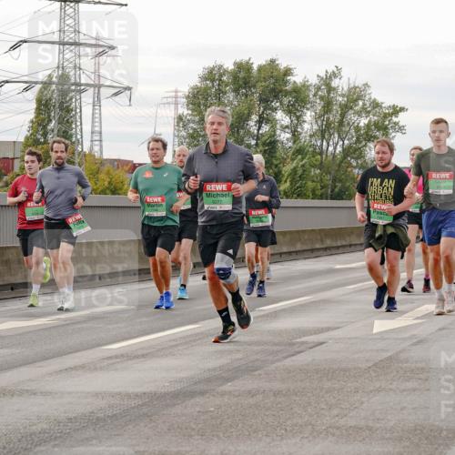 03.10.2025 - Köhlbrandbrückenlauf Michael Burmester http://msf.ph/oto/9162116 03.10.2025 16:03:41 Position 3 8277 meine-sportfotos.de